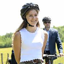 Jun 06, 2021 · hedendaagse royals blijken moderne ouders: Princess Elisabeth On Instagram New Family Bike Ride Through Bokrijk Visitlimburg Is Celebrating 25 Years Of C Koninklijke Familie Koninklijk Prinses