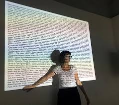 MÔNICA HOFF SOBRE ARTE Y EDUCACIÓN: EXPERIENCIAS COMUNITARIAS