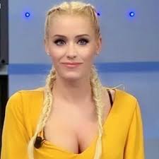 Liga hiszpańska. Nowa prezenterka telewizyjna podbija serca fanów [ZDJĘCIA,  WIDEO]