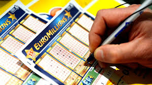 Europe's biggest draw takes place on tuesdays and. Ayrshire Winner Stakes Claim To 57 8m Euromillions Jackpot Bbc News