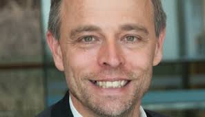 University dean's attempt to correct a paper turns into a retraction