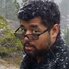 Peter Derouen's Instagram, Twitter & Facebook