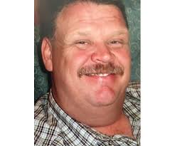 Amanda Upperman's Instagram, Twitter & Facebook