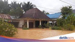 Rekod berkenaan banjir besar yang berlaku pada tahun 1886 di tanah melayu agak sukar didapati, berbanding dengan rekod pada tahun 1926. Bnpb Sebut Penyebab Banjir Kalsel Perlu Kajian Singgung Pengelolaan Sungai