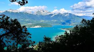 5 Idees De Randonnees Autour Du Lac D Annecy Cassonade Et Camembert Lac Annecy Annecy Tourisme Lac