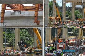 A bangladeshi construction worker was killed and another injured in an accident at the semantan work site of the mass rapid transit earlier yesterday, two bangladeshi construction workers were buried alive when the ground caved in on them inside a pit at tapah, in the state of perak, of malaysia. Crane Accident Fadillah Orders Halt To Work At Suke Highway The Edge Markets