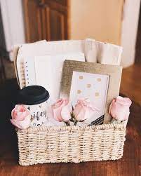 From biscuits to baubles, check out our pick of the best engagement gifts to say your congratulations to a special couple. 11 Of The Best Engagement Gifts For Your Mates Basteln Basteln Engagement Gifts Mates Engagement Gift Baskets Diy Engagement Gifts Photo Gifts Diy