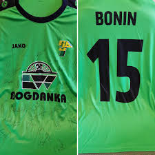 Gruba tektura lita 1,5 mm. Gornik Leczna Na Twitteru Na Naszym Profilu Na Facebooku Trwa Licytacja Koszulek Grzegorza Bonia P Jaroszynski I Mariusza Pawelca Cel Pomoc Helence Siostrze Jednego Z Zawodnikow Naszej Klubowej Akademii Wiecej Na Naszej