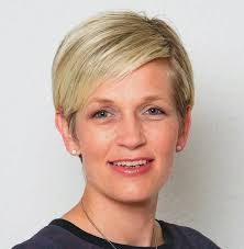 Im Dienst der Kirche mit Engagement und Treue Projektchor lädt ein zum  Singen Eine Ära geht zu Ende