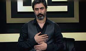 Raci şaşmaz ve zübeyr şaşmaz adında iki kardeşi vardır. Fnblpwsrn6mhfm