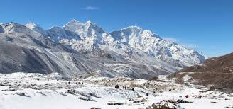 everest base camp trek best time of year when to visit ebc