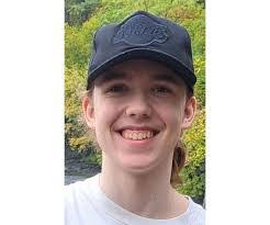 Barry Crum's Instagram, Twitter & Facebook