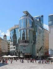The haas haus is a building of postmodernist style and is constructed of steel and glass. Haas Haus Wikipedia