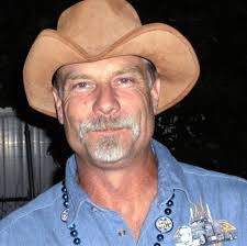 Travis Workman's Instagram, Twitter & Facebook