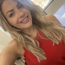 In Canada, it's common to let babies nap outside during winter ❄️🌨️