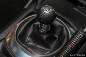 Dengan adanya air vent tu, ia secara tidak lansung dapat mengurangkan flapping dan improve handling kereta. Why Is The Manual Transmission Going Extinct In Malaysia Because So Few Of Us Are Buying Them Paultan Org