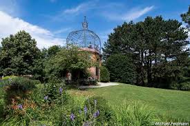 Das gebiet entführt den besucher auf verschiedene kontinente: Alter Botanischer Garten In Kiel