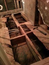 Well As I Expected Found Several Spots That Had Water Damage Time To Get Down To Business Tomorrow I Wil Repair Floors Mobile Home Repair Home Maintenance