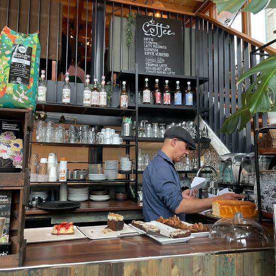CAFÉ DDADI, Utrecht - Restaurantbeoordelingen, foto's en telefoonnummer