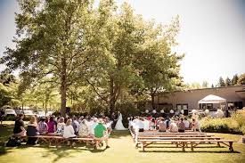 Campbell Senior Center Wedding Eugene Oregon Elizabeth Alec Eugene Wedding Wedding Venues Oregon Eugene Oregon