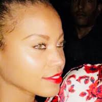 60+ "Mompoint" profiles