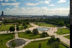 Jardin Des Tuileries