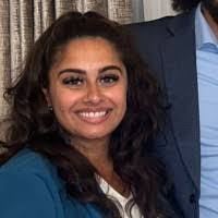 Linda Buth's Instagram, Twitter & Facebook