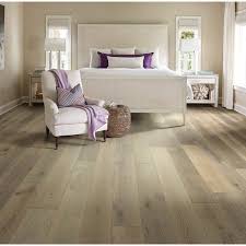 Scottsmoor Oak 39 S Colors Are Visually Rich With Beautiful Knots Mineral Streaks And Natural S Oak Hardwood Flooring Wood Floors Wide Plank House Flooring