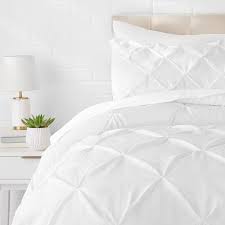 Find options in soft, smooth weaves that look great and feel fantastic: Amazon Com Amazon Basics Pinch Pleat Down Alternative Comforter Bedding Set Twin Twin Xl Bright White Home Kitchen