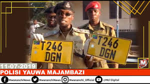 / demu apigwa mtungo na masela gheto : Majambazi Warushiana Risasi Na Polisi Na Kisha Kuuwawa Huko Mtwara By Voice Of Bongo