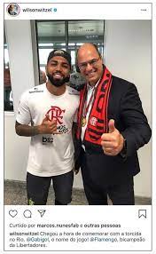 Alguns ainda insistem em dizer que não investimos em inteligência. Governador Wilson Witzel Se Ajoelha Para Gabigol Que O Esnoba Poder360