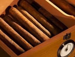 Can You Mix Cigars In A Humidor? | Havana House