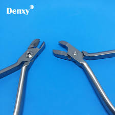 Gently pull your cheek away from the area and dry the area where you will cut the wire. Denxy 1pc Orthodontics Heavy Wire Cutter Dental Instruments Pliers To Cut Hard Wire And Niti Wire Orthodontic Bracktes Dental Basic Instrument Aliexpress
