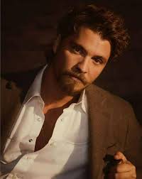 Handsome young man. 🥰🥰🥰