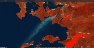 @cobrapost turkey's mediterranean region is battling multiple wildfires in three provinces, which started on wednesday. Copernicus Ems On Twitter A Large Wildfire Is Affecting The Area Of Izmir Turkey Here It Is Seen Yesterday Today By Sentinel3 W Smoke Plumes Drifting Southward Towards Aegean Islands