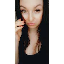 Hello, it's weekend ❤️ #weekend #chillout #afterwork #polishgirl  #polskadziewczyna #lashes #blackhair