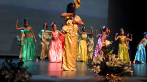 Sinhala old deshabhimani gee දේශාභිමානි ගී. Sinhalae Nama Lowata Hadaga Kiyaw Daruwani Musaeus College Primary Concert 2010 By Buwaneka Leel Kodithuwakku