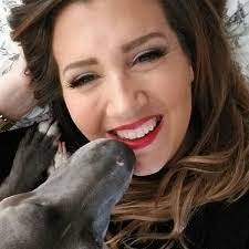 Amber Derryberry's Instagram, Twitter & Facebook