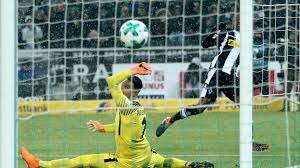 Born 24 november 1989) is a swiss professional footballer who plays as a forward for prva hnl side dinamo zagreb and the switzerland. Fifa Fussball Weltmeisterschaft Katar 2022 Nachrichten Wm Check Schweiz Zakaria Tanzt Leider Nur 45 Minuten Gavranovic Trifft Fifa Com