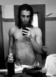 Damiano David do Måneskin pelado mostrando quase tudo | Todos Famosos Nus