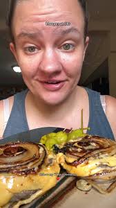 Copycat Sunshine Huey Burger