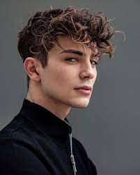 Dominik Tarnowski Google Search Boys With Curly Hair Curly Hair Men Mens Hairstyles Thick Hair