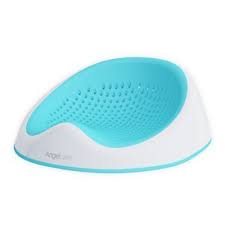 Providing optimal support, comfort and safety while bathing baby. Angelcare Baby Bath Positioner In Aqua Angelcare Angelcarebabybathing Aqua Baby Bath Baby Bath Tub Baby Bath Seat Baby Bath