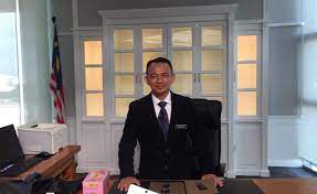 In fact, he served as the minister of education once. Video Dr Maszlee Malik Lapor Diri Di Kpm Pendidik2u