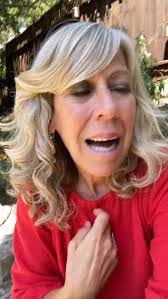 Tina Bickel's Instagram, Twitter & Facebook