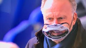 Lesen sie hier alle informationen der faz zum vorstandsvorsitzenden des fc bayern. Karl Heinz Rummenigges Maske Vor Spiel Des Fc Bayern Gegen Schalke 04 Sorgt Fur Aufsehen Eurosport