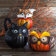 In addition to these pumpkin decorations, try your hand at one of these wickedly wonderful halloween decorating ideas. 39 No Carve Pumpkin Decorating Ideas