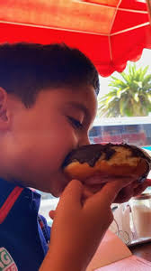 ✨ ¡En Tío Sam estamos listos para celebrar a lo grande a nuestra querida  Ibarra! 🎉🎂 , Ven y disfruta de nuestros deliciosos productos hechos con  💯 amor y sabor local. , Tenemos todo lo que necesitas ...