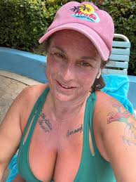 With Jimmy Buffett Day approaching. I Wrote this song to have his Laid Back  philosophy, continue. Please enjoy and SHARE. Comments are welcomed.