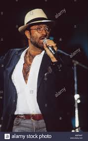 Lucio dalla tabs, chords, guitar, bass, ukulele chords, power tabs and guitar pro tabs including la casa in riva al mare, anna e marco, balla balla ballerino, vita, piazza grande. Lucio Dalla Stockfotografie Alamy